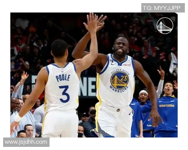 勇士与猛龙今日比赛比分更新及精彩瞬间回顾