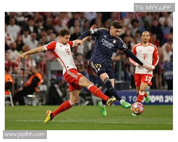 回顾2015年马德里竞技与拜仁慕尼黑的经典对决与战术较量